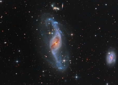 Foto NGC 3718